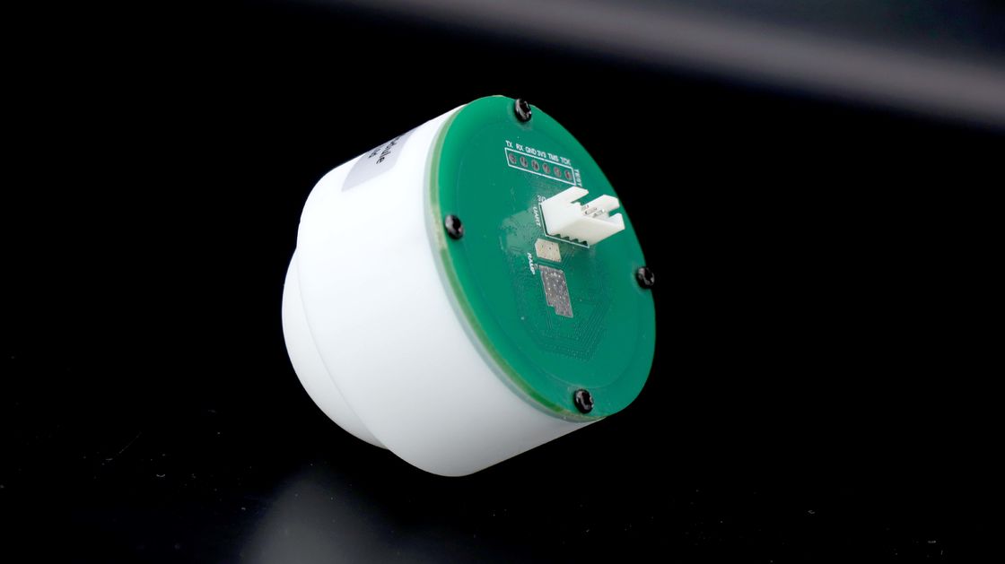 Αισθητήρας επιπέδου ραντάρ συχνότητας 80GHz με ρεύμα 12V 30MA και επικοινωνία RS485 για παρακολούθηση επιπέδου δεξαμενής