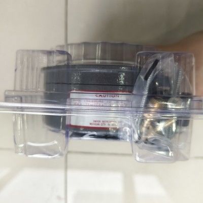 Μετρητής διαφορικής πίεσης Dwyer Magnehelic 2300-60PA με εύρος 60-0-60 Pa, ακρίβεια ±2% και περίβλημα IP67