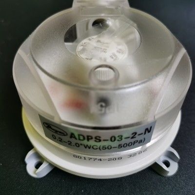 Διορθώσιμο διαχωριστικό διακόπτη πίεσης Dwyer ADPS-03-2-N με διακόπτη SPDT τύπου NEMA 13 περιβλήματος και διπλής κλίμακας βαθμονόμησης
