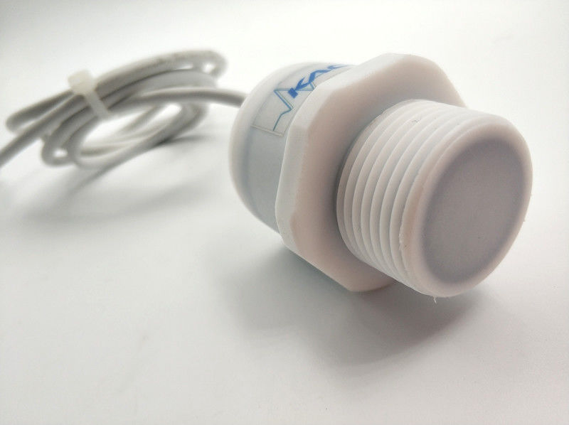 KUS550 ισχυρός αισθητήρας επιπέδων Ultrosonic επιπέδων δεξαμενών μετρητών PTFE ρευστών επιπέδων σημάτων αντιδιαβρωτικός